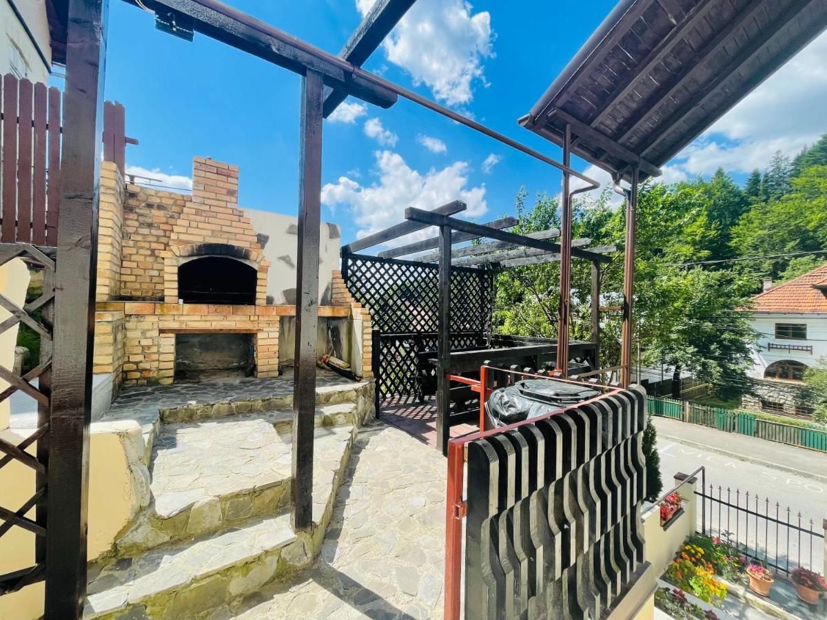 Apartament Extralarge Buşteni Exteriör bild