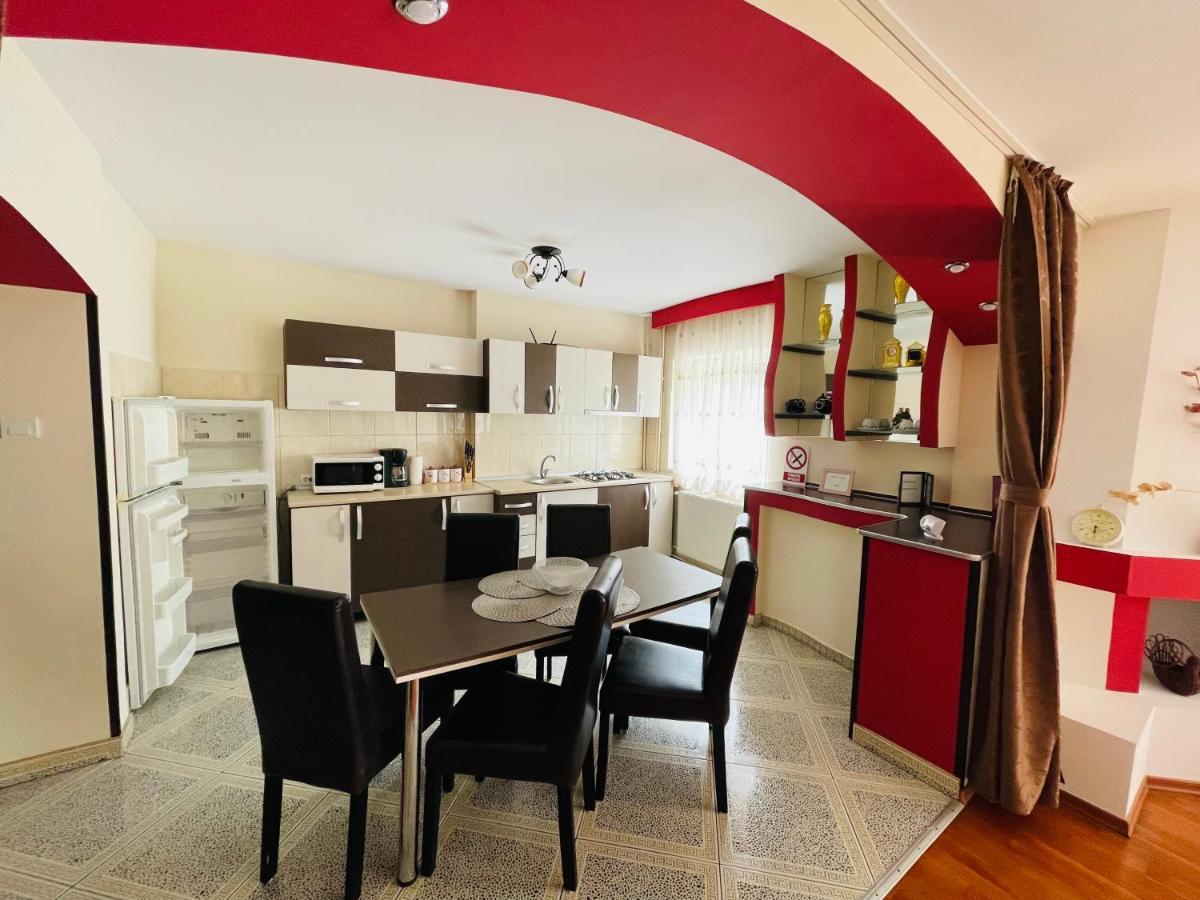 Apartament Extralarge Buşteni Exteriör bild